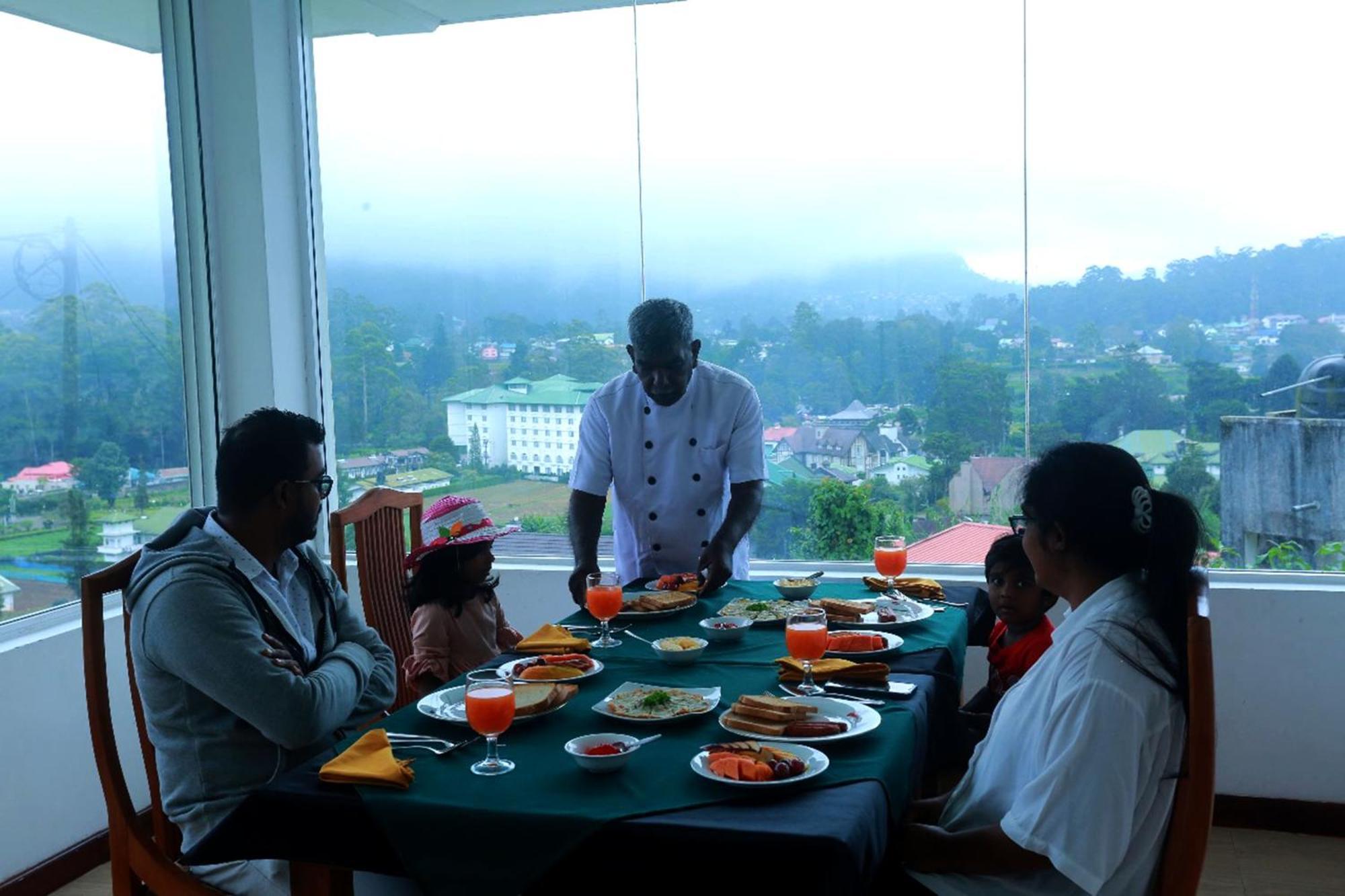 Sky Heaven Nuwaraeliya Hotel Nuwara Eliya Kültér fotó